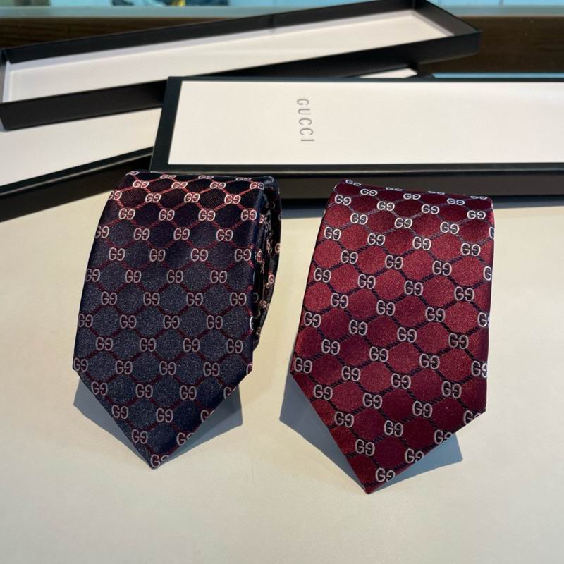 Gucci Tie hm26